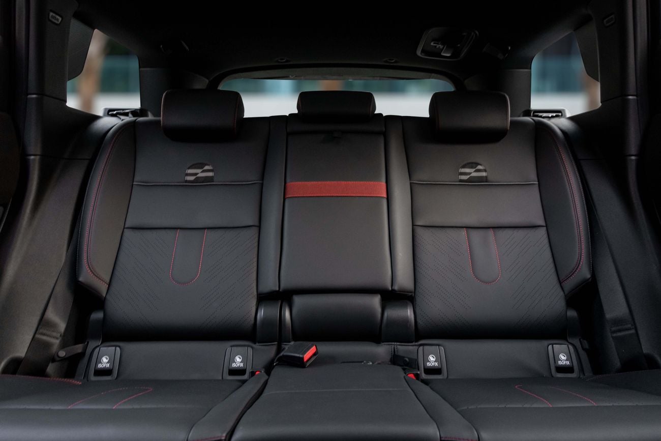 ميني كنتريمان JOHN COOPER WORKS Countryman s JCW Kit | 2,644 P.M | 0% Downpayment | MINI WARRANTY!