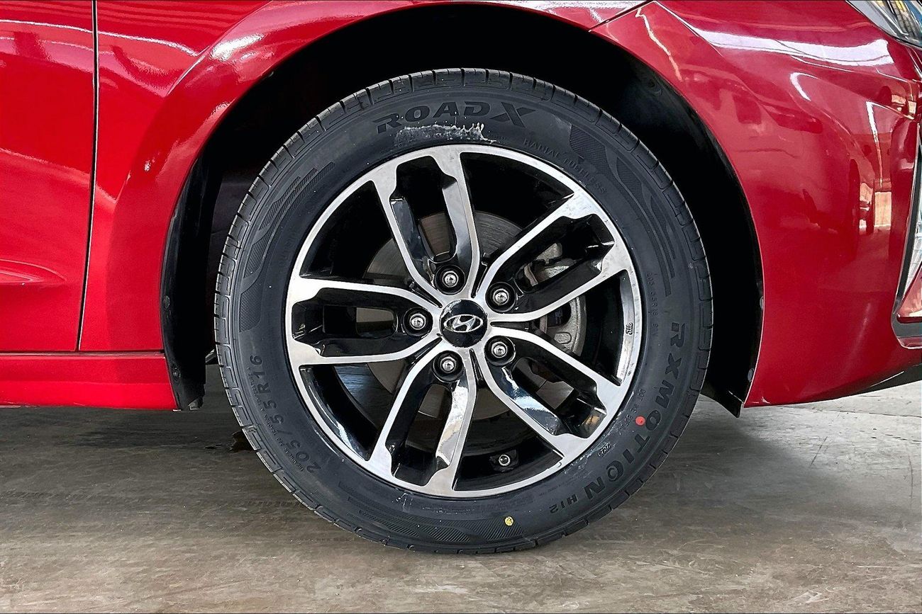 Hyundai Elantra Comfort | Guaranteed Warranty | 0 Down Payment