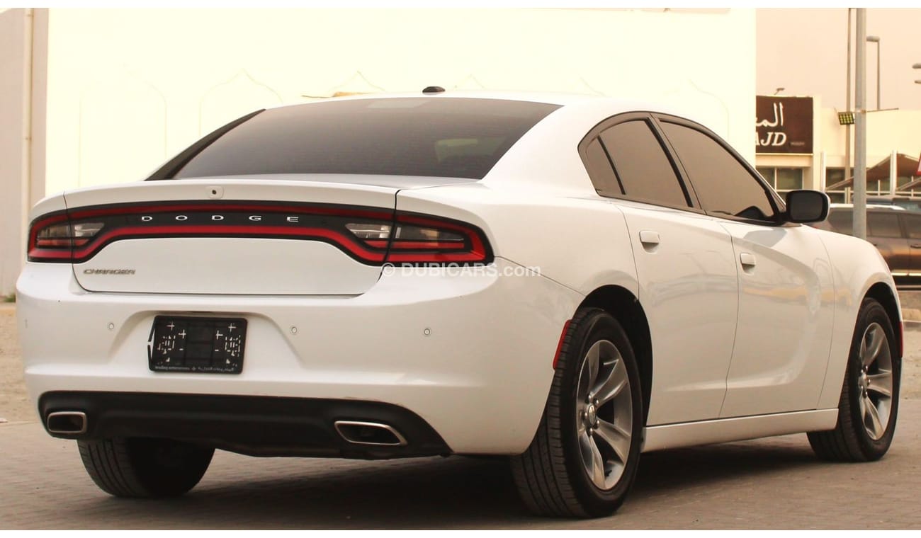 دودج تشارجر 3.6L SXT (متوسط) دودج تشارجر 2019 الفئة 2 خليجي بحالة ممتازة