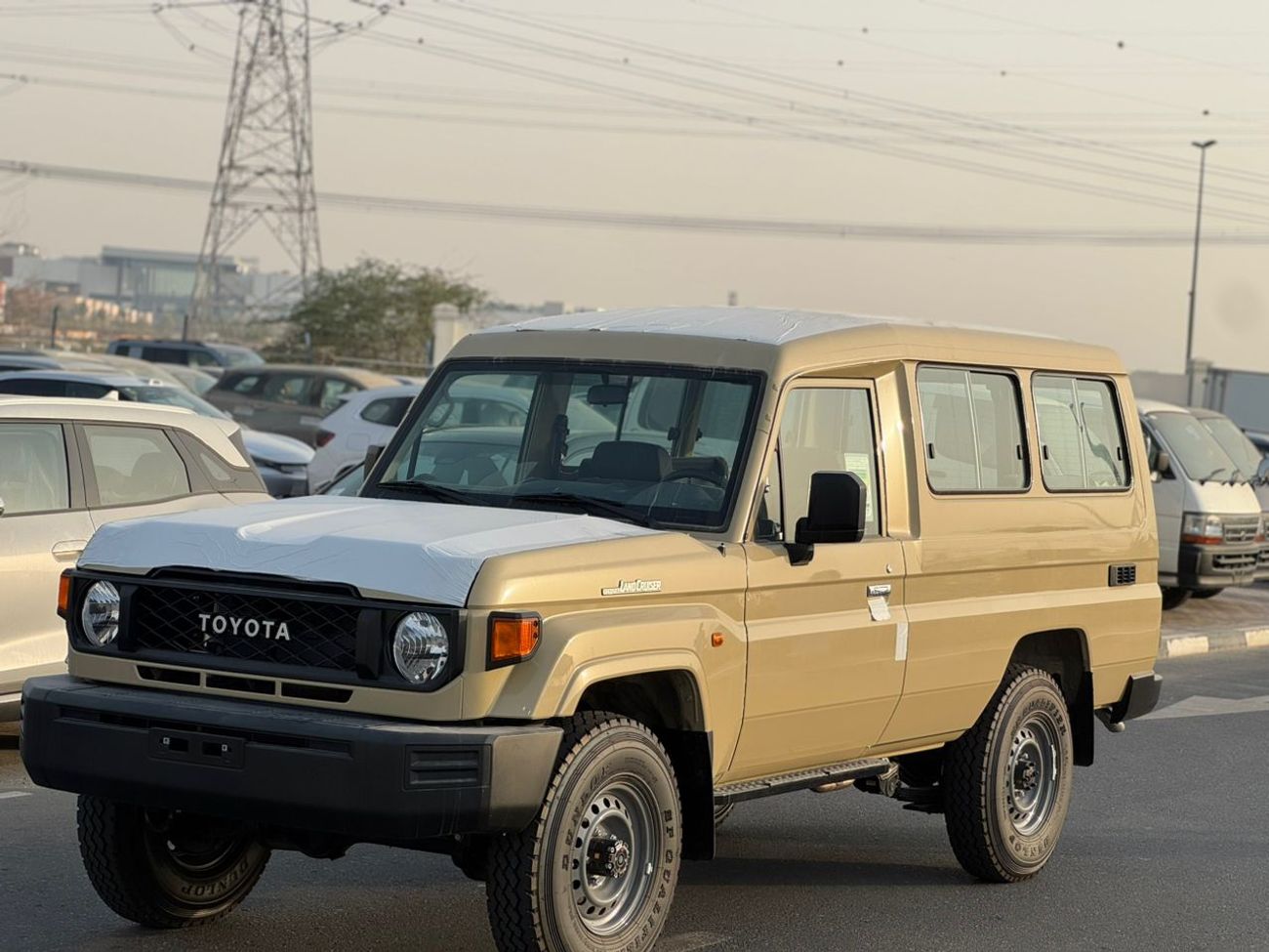Toyota Land Cruiser 70 1