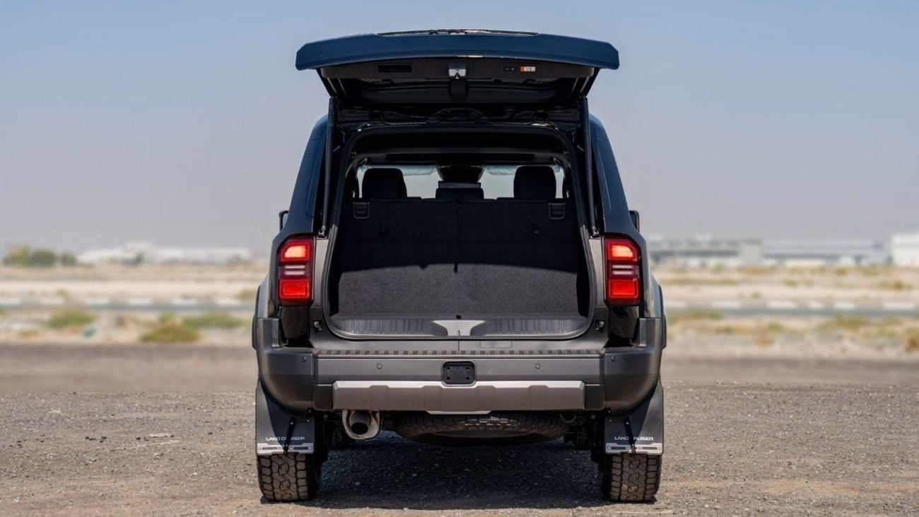 Toyota Prado TOYOTA PRADO 250 WX 2.4P AT ADVENTURE – BLACK