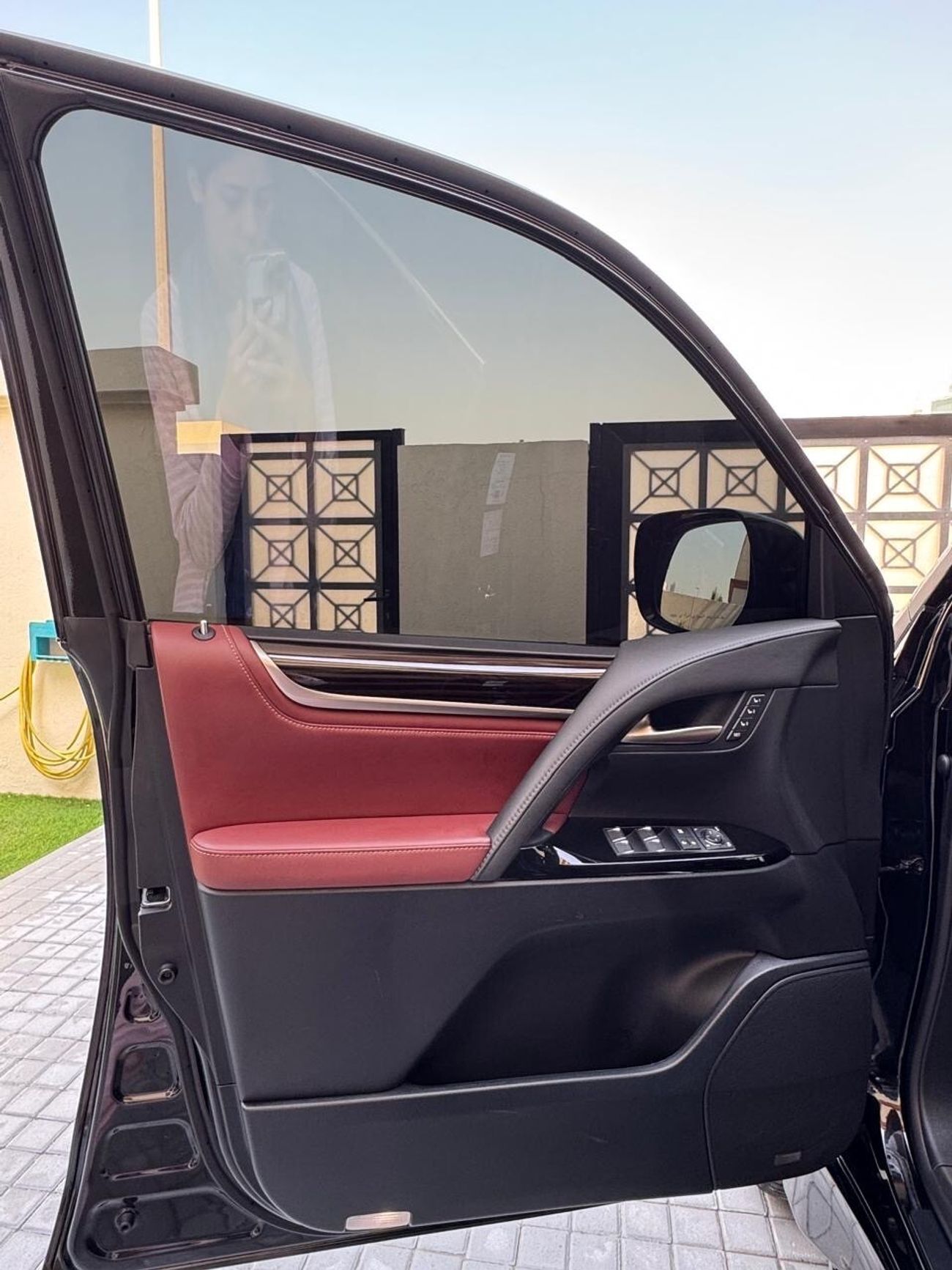 لكزس LX 570 Signature