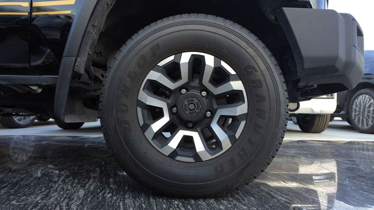 Toyota Land Cruiser TOYOTA LAND CRUISER HARD-TOP (70 SERIES) A/T 4.0L - 2024