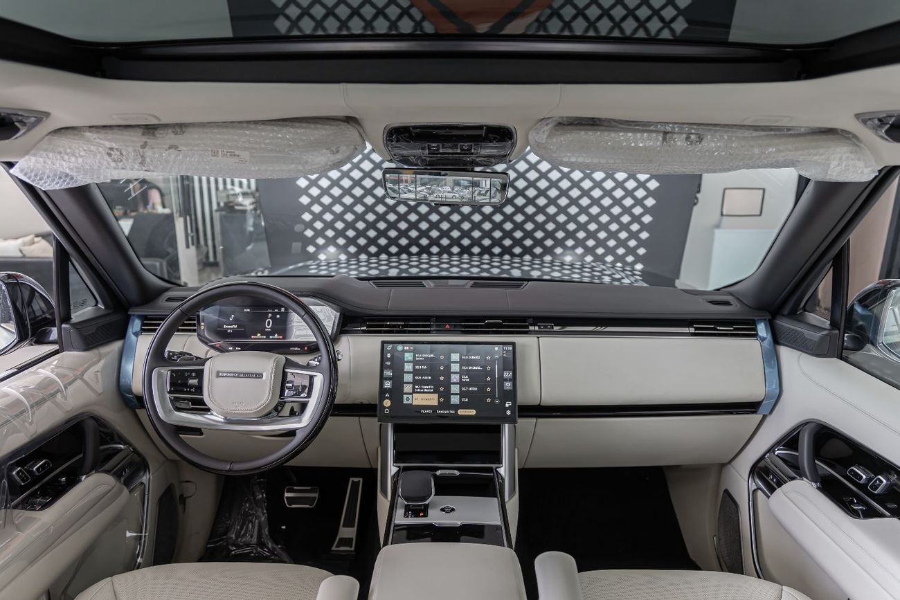 لاند روفر رينج روفر Land Rover | Range Rover | Autobiography P530 | GCC | Automatic side steps | 2026 (EXPORT)