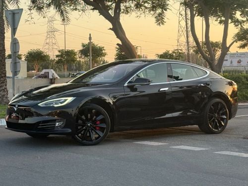 Tesla Model S P100D 2017 Tesla Model S P100D - GCC Specs - Excellent Condition