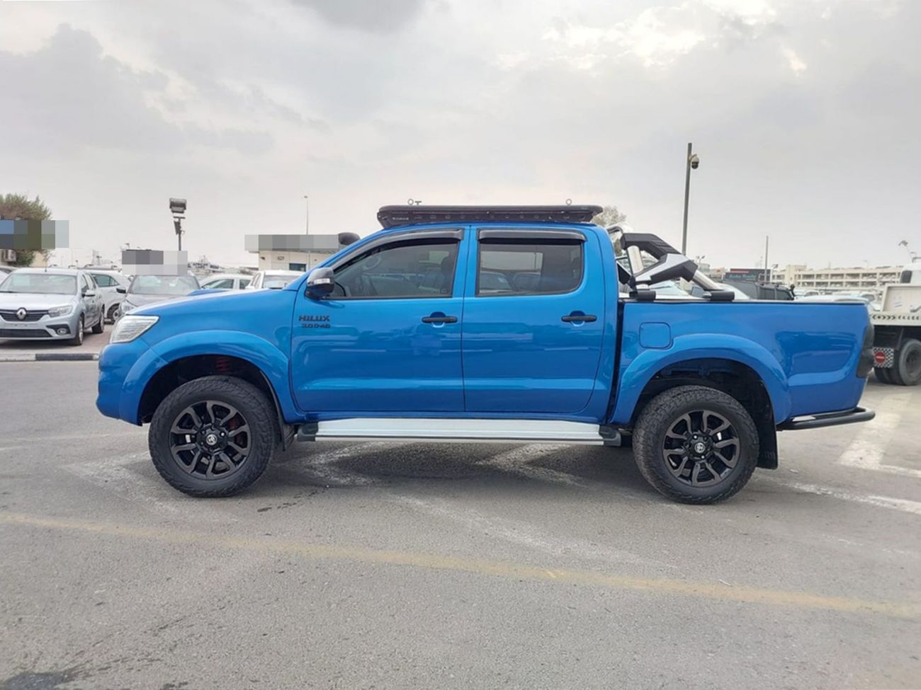 Toyota Hilux TOYOTA HILUX PICKUP RHD 2014 MODEL 3.0 L DIESEL AUTOMATIC(PM35882)
