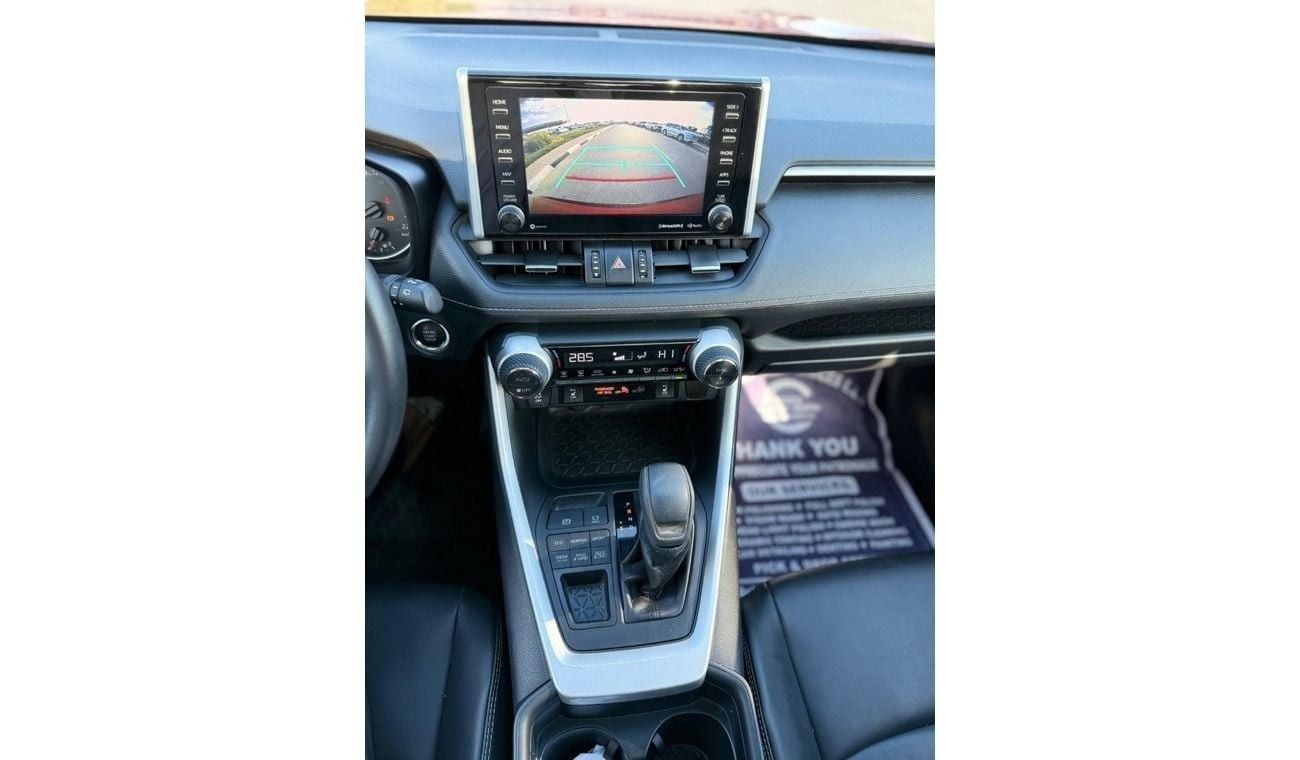 Toyota RAV4 TOYOTA RAV4 XLE premium Full Option