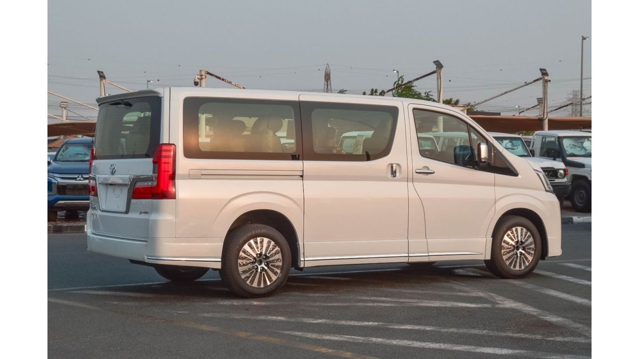 Toyota Granvia TOYOTA GRANVIA PREMIUM 2.8L RWD DIESEL MINIVAN 2025