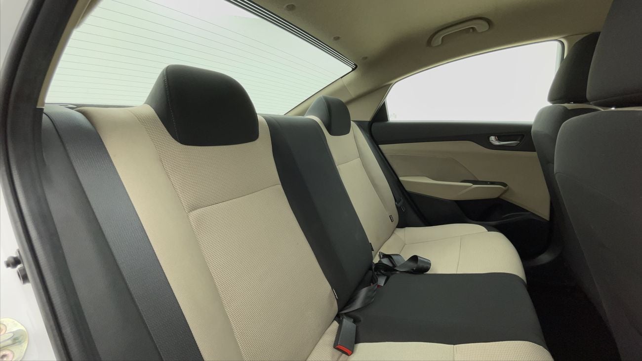 Hyundai Accent SMART 1.6 | Zero Down Payment | Free Home Test Drive