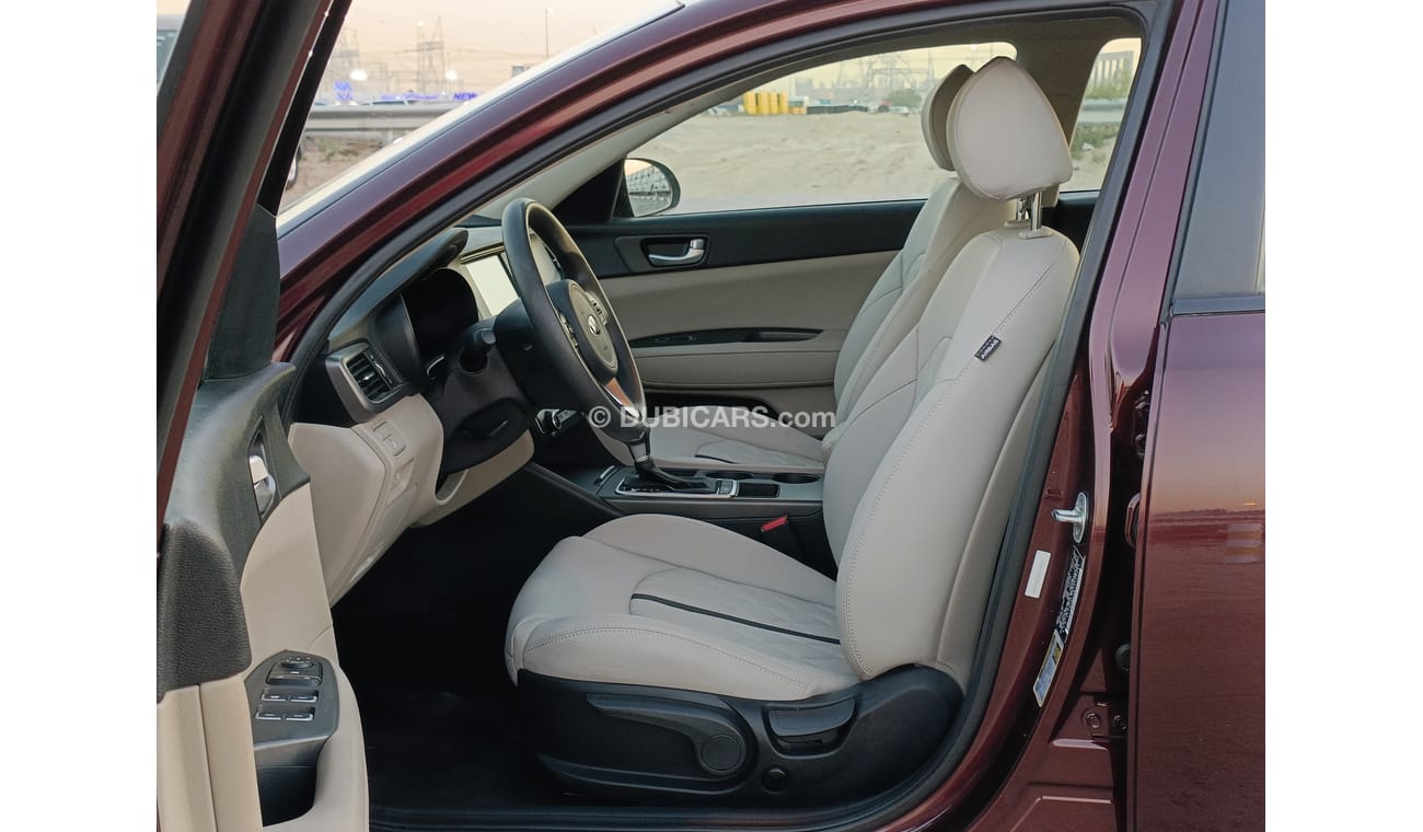 Kia Optima 2.4L Petrol, Leather Seats, DVD + Back Camera, 16'' Rims, Clean Interior and Exterior (LOT # 8894)