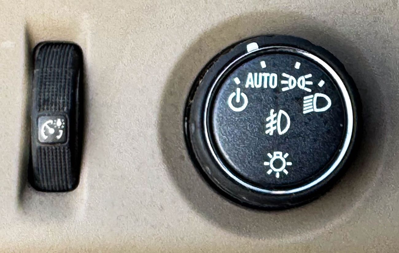 GMC Yukon XL SLE 5.3L RWD GMC YUKON | XL | SLE 5.3L | 2020 Model, GCC | Excellent Condition | Monthly Installment