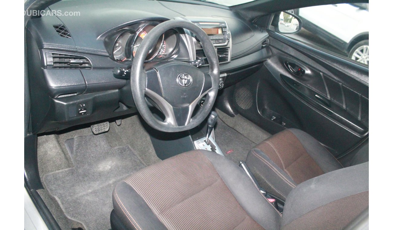 Toyota Yaris 1.3L SE 2015 MODEL WITH WARRANTY