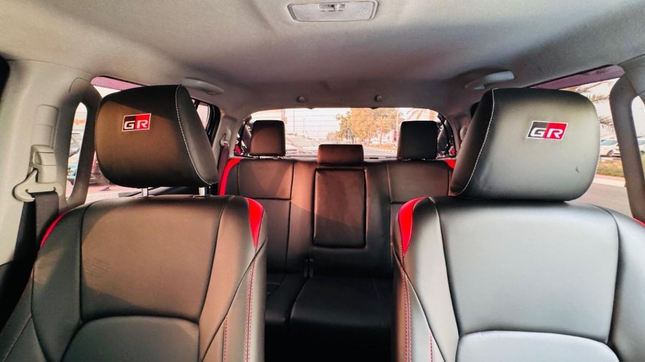 تويوتا هيلوكس -