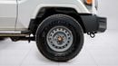 Toyota Land Cruiser 76