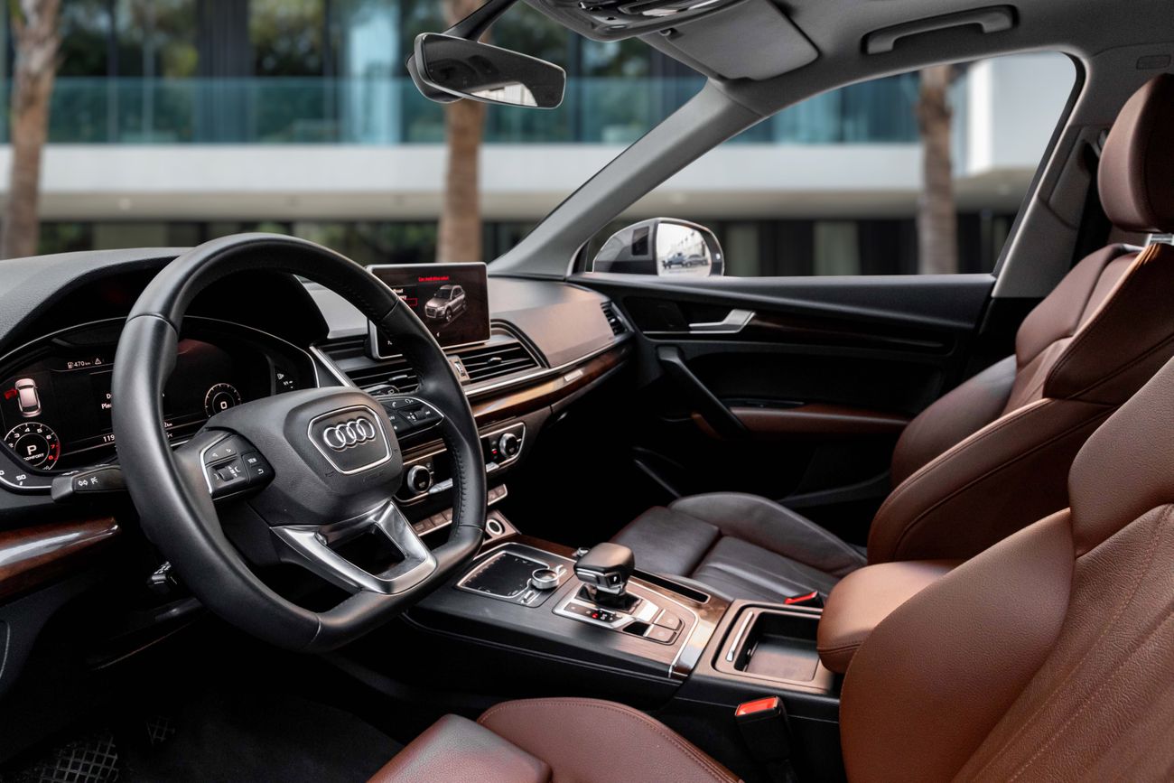 أودي Q5 Q5 TFSI Quattro | 1,959 P.M | 0% Downpayment | S-Line | Full Audi Service History!