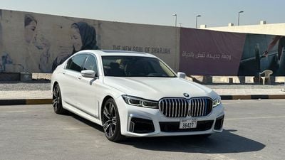 BMW 740i Luxury 3.0L V6