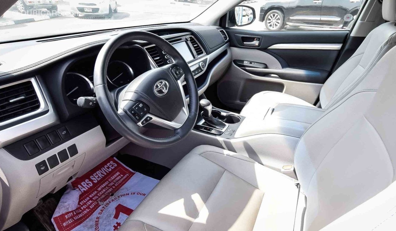 Toyota Highlander XLE AWD