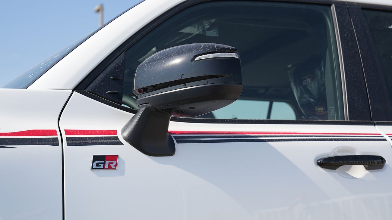 Toyota Land Cruiser GR Sport