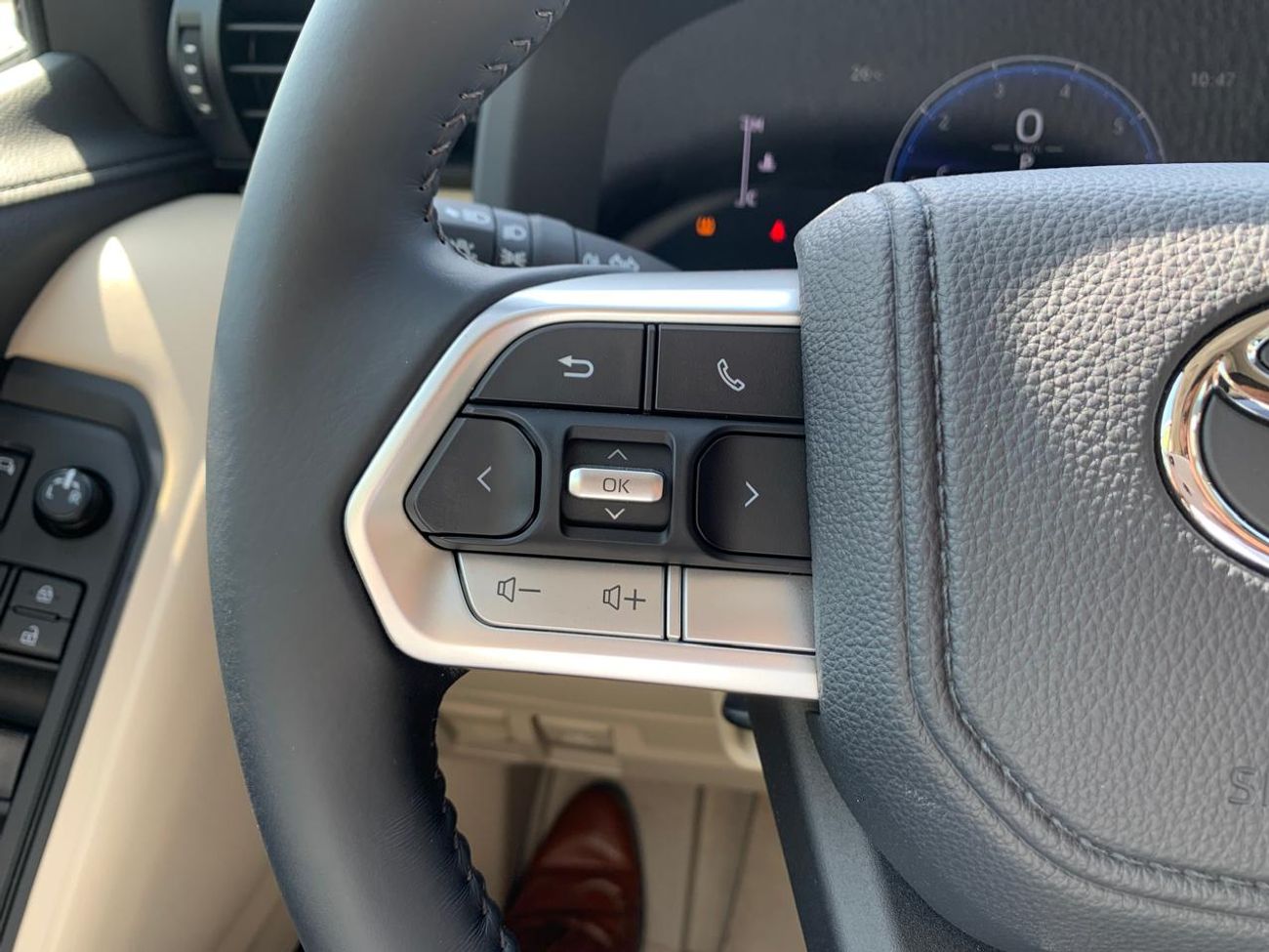 Toyota Land Cruiser GXR 4.0L