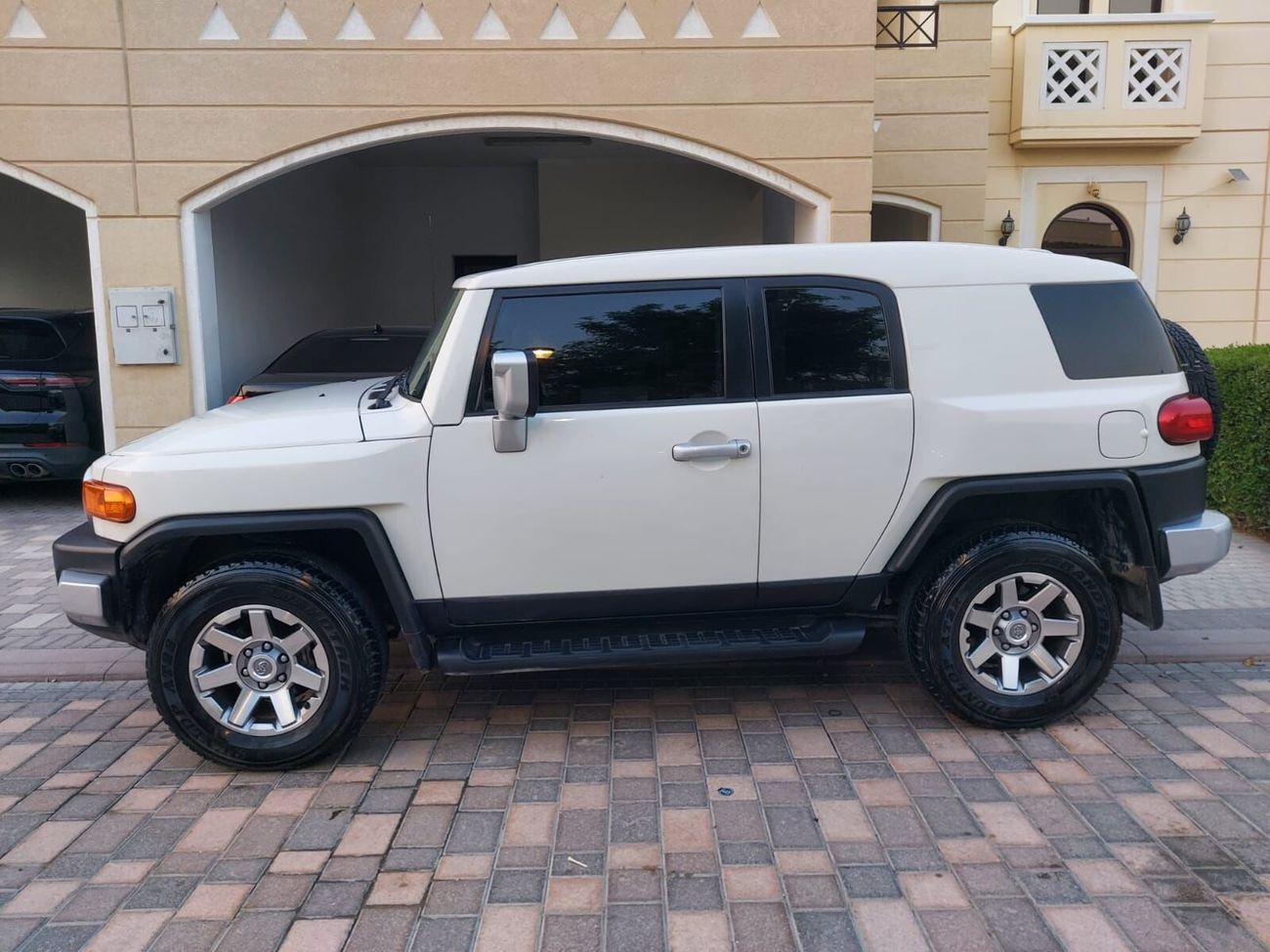 تويوتا إف جي كروزر GXR 4.0L A/T