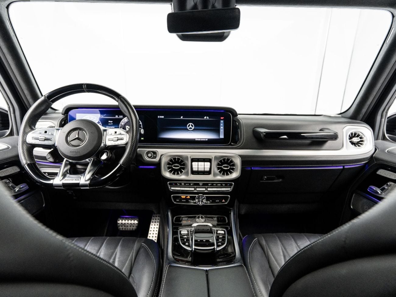 مرسيدس بنز G 63 AMG 4MATIC SUV 2023 Mercedes AMG G63 4.0L TC V8, AWD, 585bhp, 8 Speed Automatic