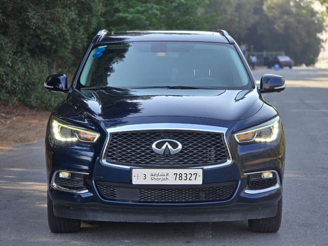 Infiniti QX60 LUXURY 2017 GCC FULL SERVICE HISTORY AVAILABLE | ORGINAL PAINT | ACCIDENT FREE | SINGLE OWNER