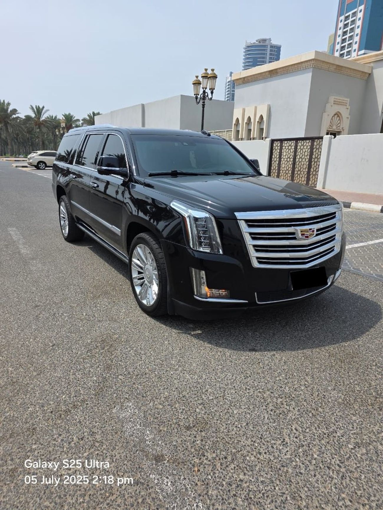 كاديلاك إسكالاد L Platinum 6.2L
