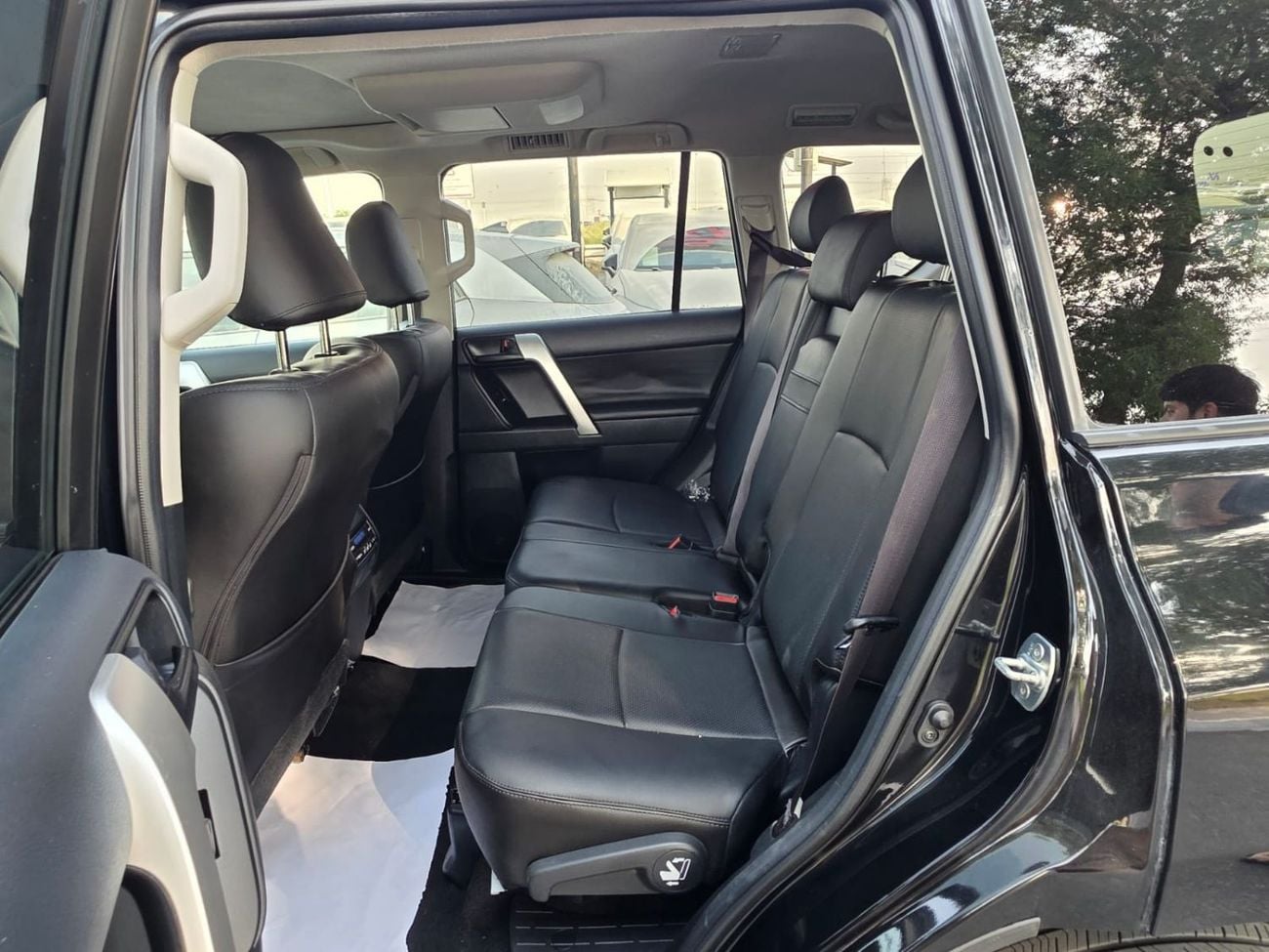 Toyota Prado TX-L ,Right Hand ,Diesel ,Sunroof ,Leather Electric Seats