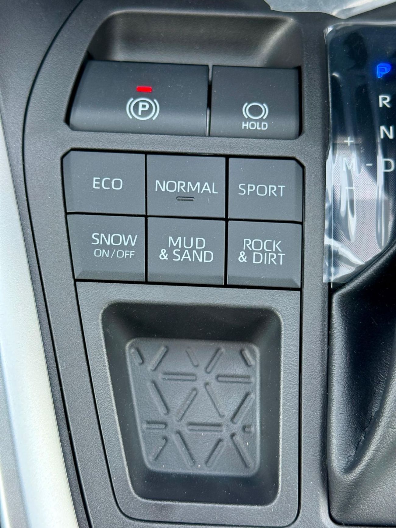 تويوتا راف ٤ Toyota RAV4 Toyota RAV4 2.0L Petrol FULL OPTION