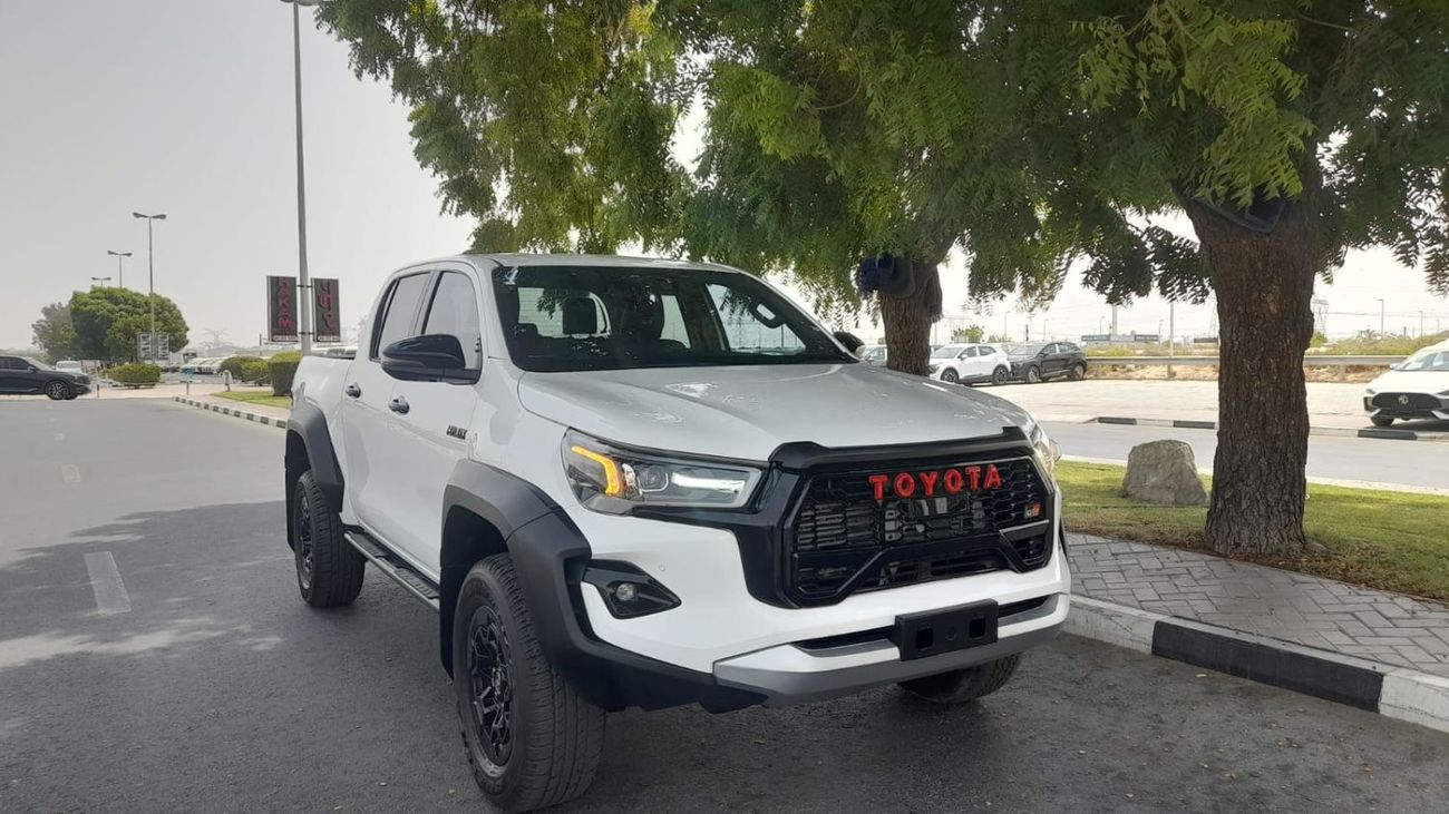 Toyota Hilux GR Sport 2.8L Right-Hand drive Sport 2.8L
