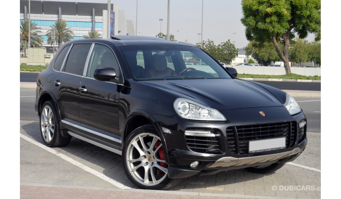 Porsche Cayenne Turbo Full Option in Excellent Condition