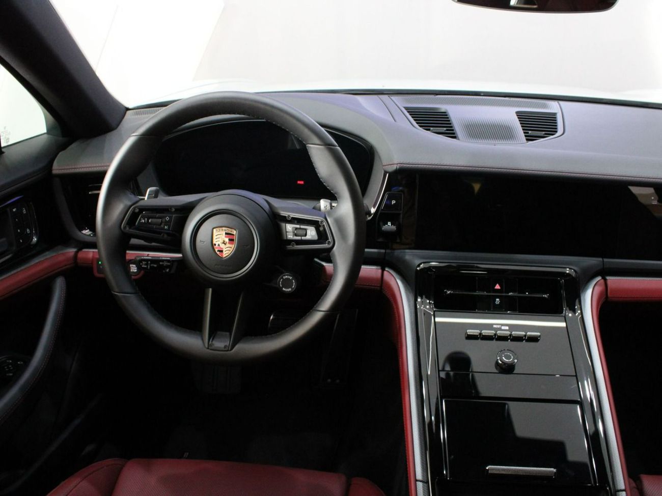 Porsche Panamera PANAMERA 4 | With warranty