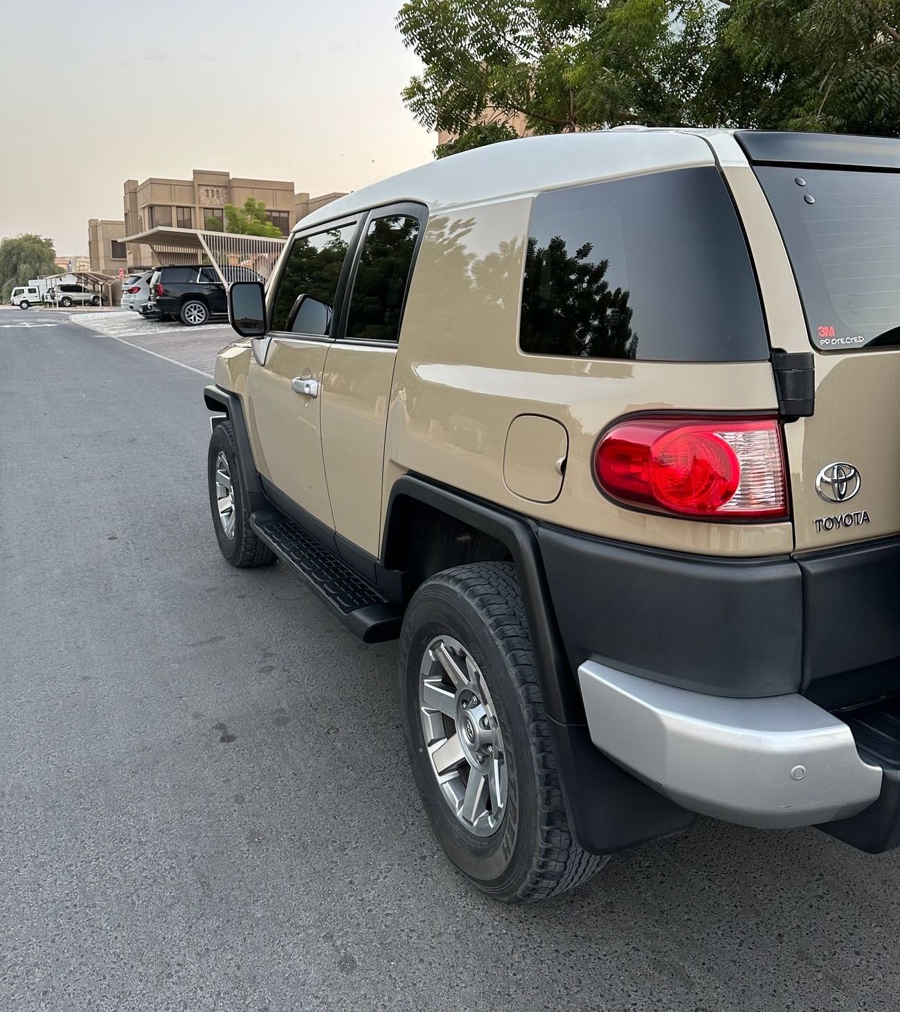 تويوتا إف جي كروزر