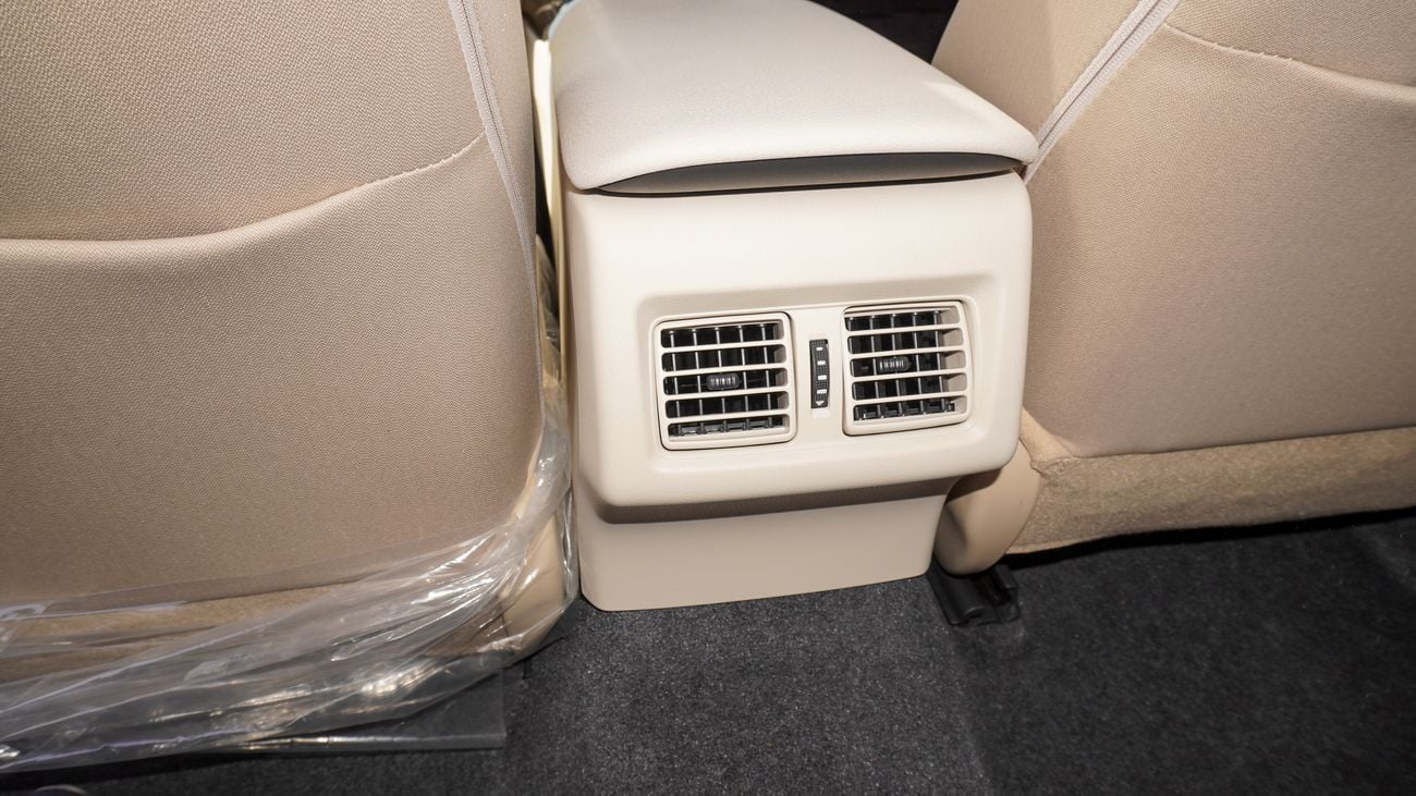 Toyota Camry GLE 2.5L HYBRID