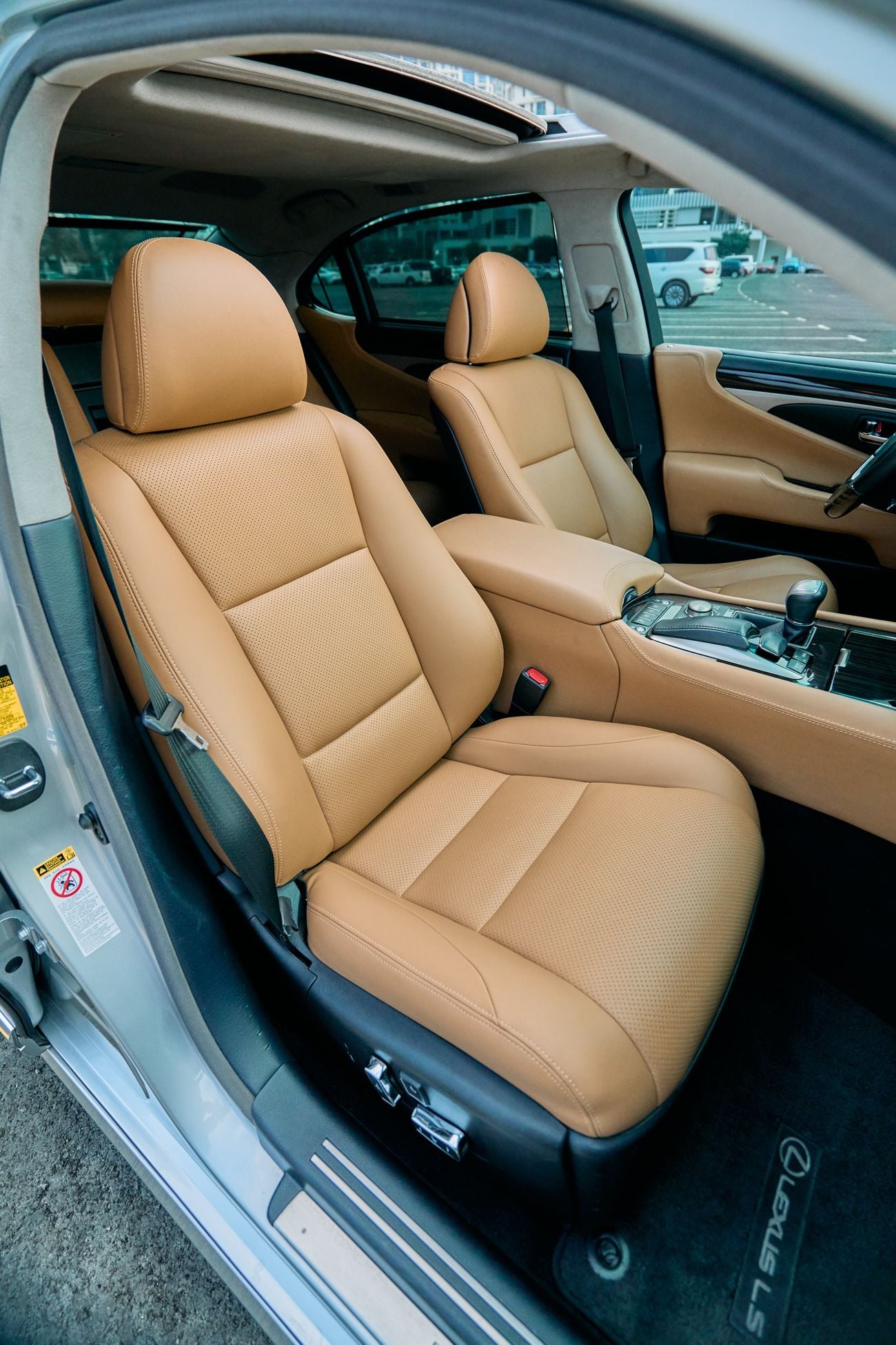 لكزس LS 460 L 4.6L