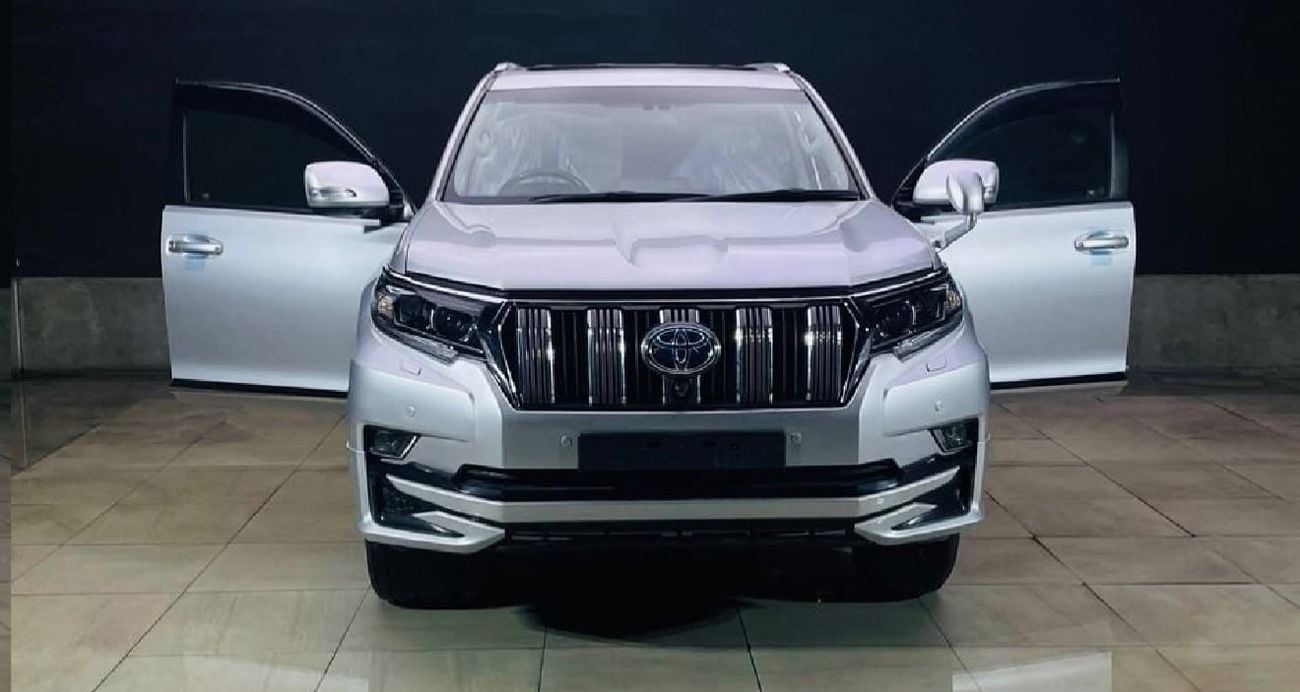 Toyota Prado Kakadu 2016 Facelift to 2023 Ship Full Option Kakadu Very Clean and Perfect Condition