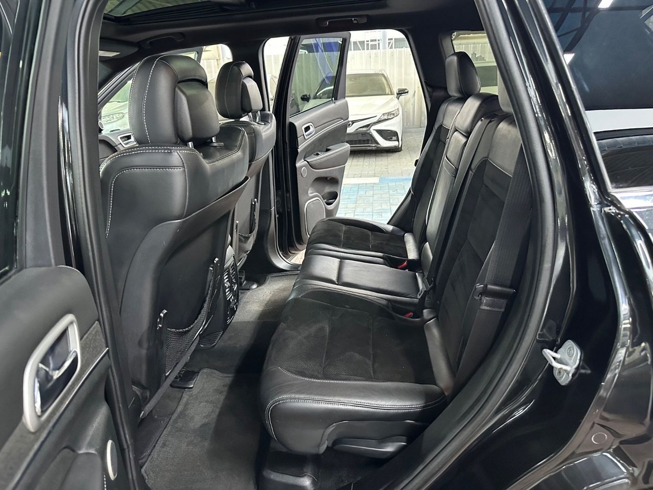 Jeep Grand Cherokee SRT8 6.4L