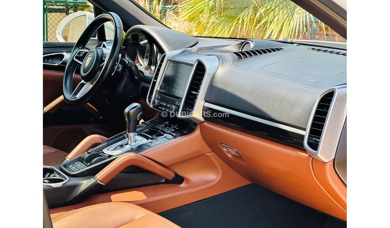 Porsche Cayenne Turbo GCC || CAYENNE 3.6 V6 4WD || 2220 PM || PREFECT CONDITION || AGENCY MAINTAINED