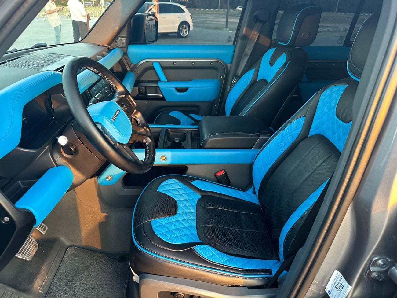 لاند روفر ديفندر 110 HSE P400 3.0L