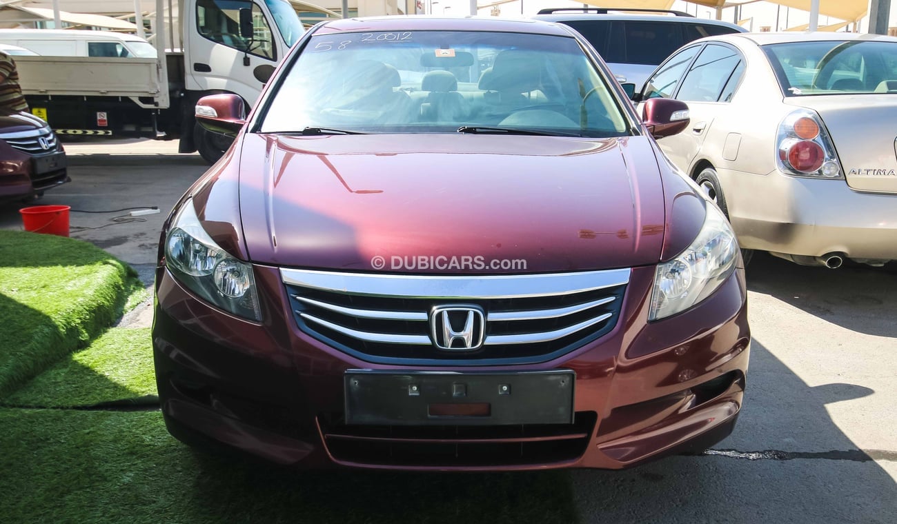هوندا أكورد i-VTEC
