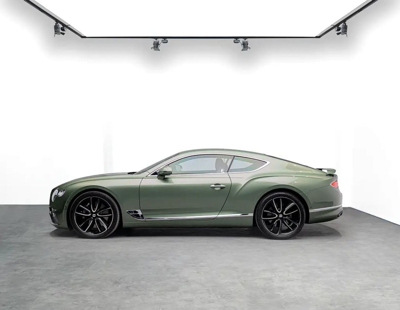 بنتلي كونتيننتال جي تي 6.0L W12 (626 HP)