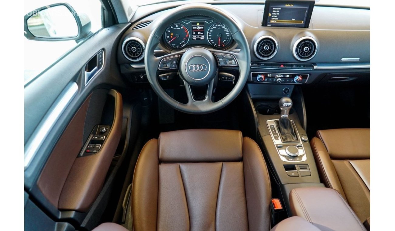 أودي A3 30 TFSI بايسيك