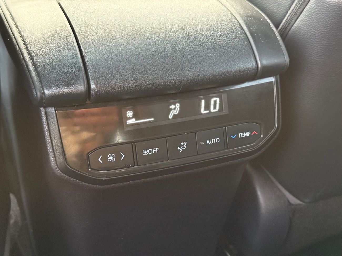 Toyota Highlander Limited 2.5L AWD 2022 TOYOTA HIGHLANDER LIMITED HYBRID FULL OPTIONS IMPORTED FROM USA