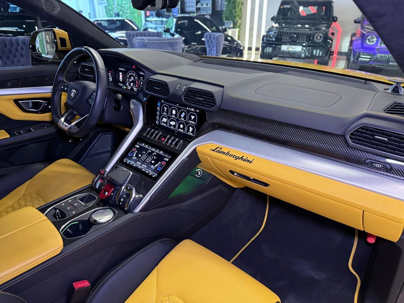 لامبورغيني اوروس STD 4.0T V8