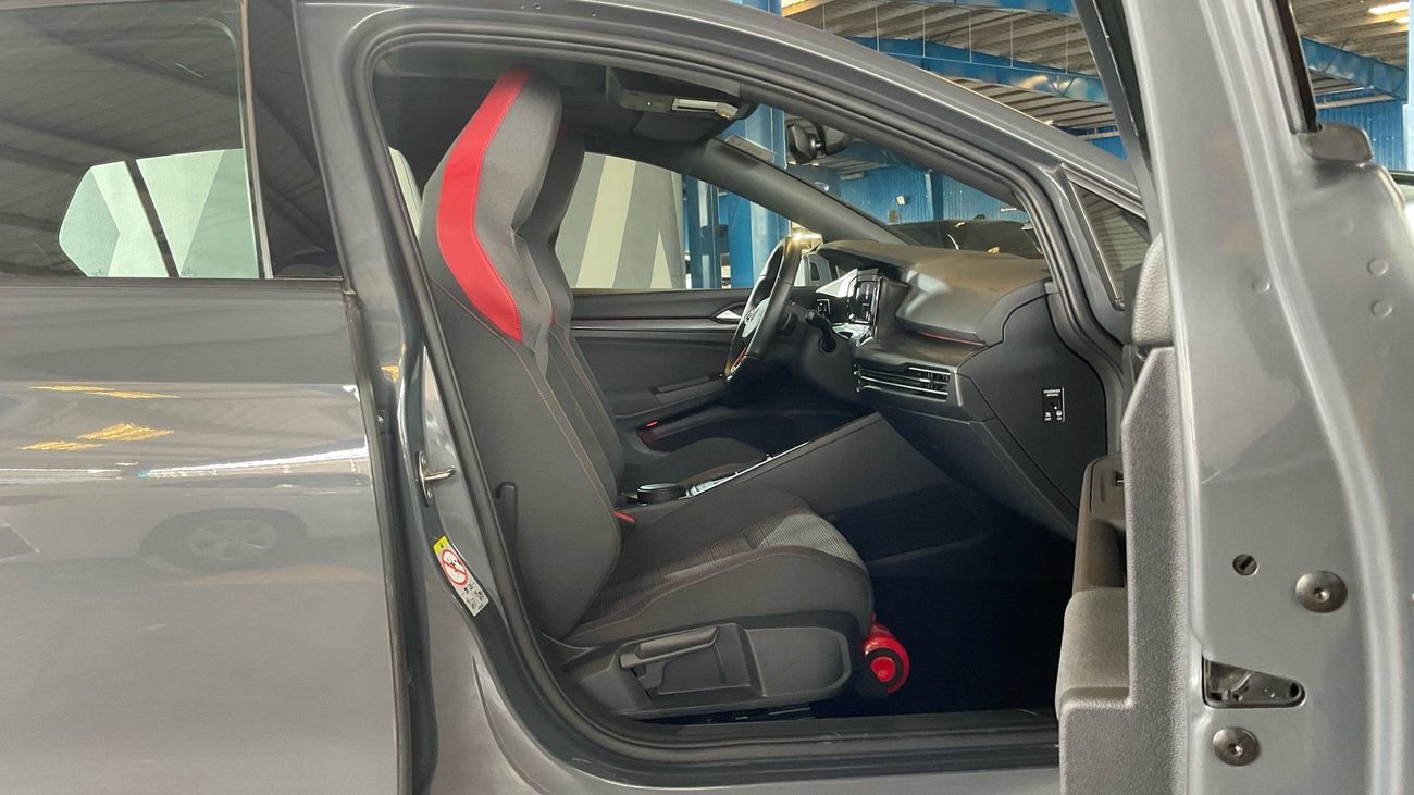 فولكس واجن جولف GTI -Cloth | شامل الضمان | 0 ﺪﻔﻋﺓ ﺃﻮﻟﻯ