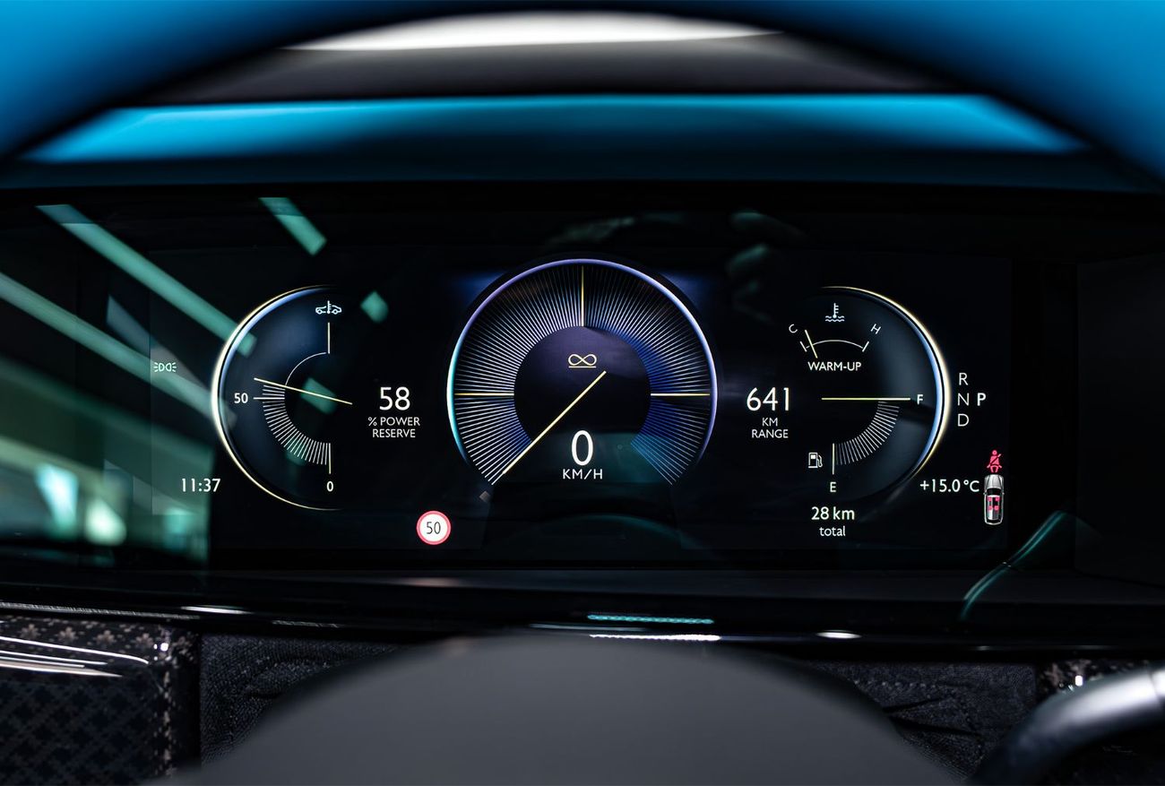 رولز رويس كولينان 2026 رولز رويس كولينان بلاك بادج سيريز II غوتشي