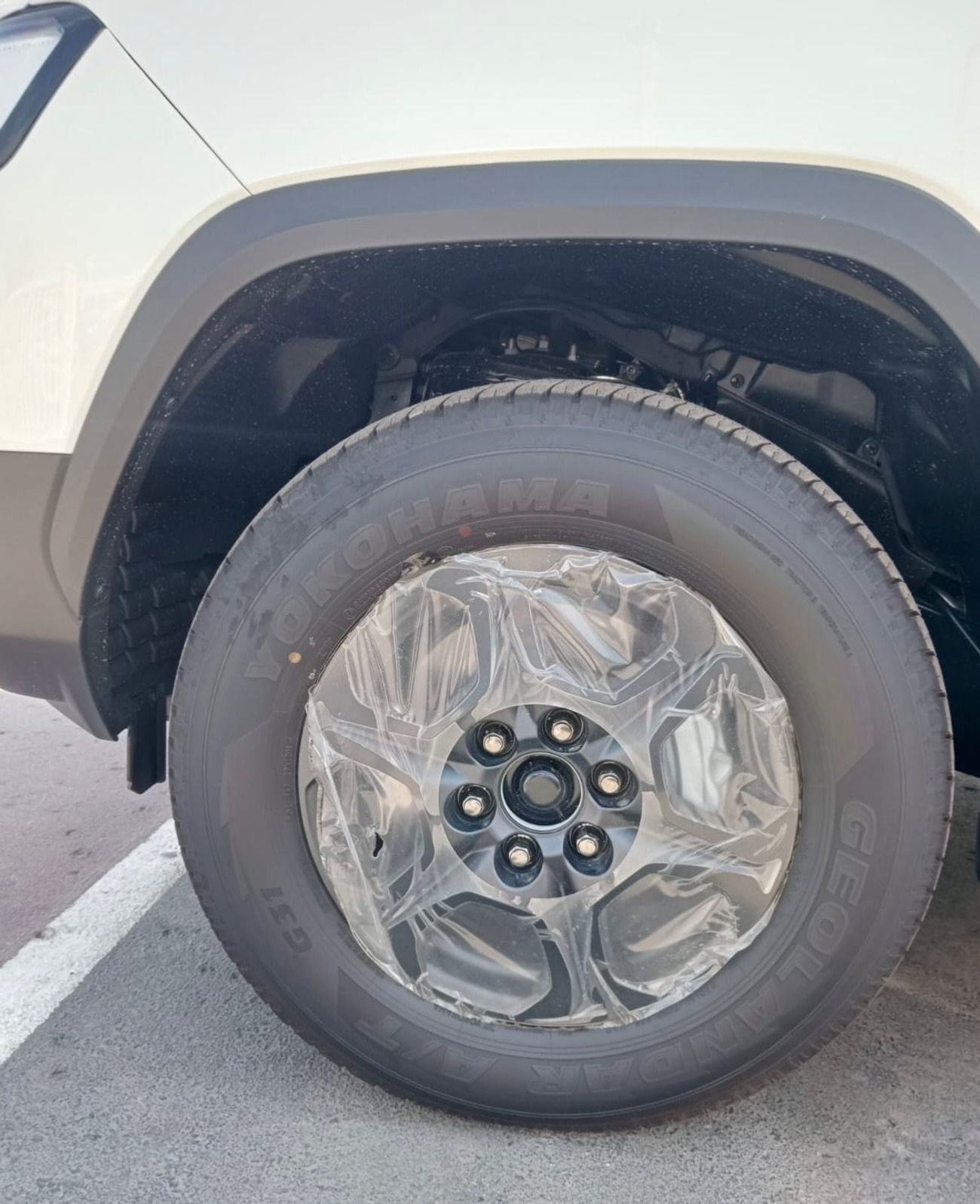 تويوتا لاند كروزر Toyota Land Cruiser LC300 GR Sport 3.5L 2025 Full With soft doors