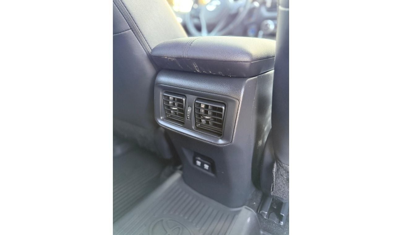 تويوتا راف ٤ TOYOTA RAV4 hybrid XSE Full Option