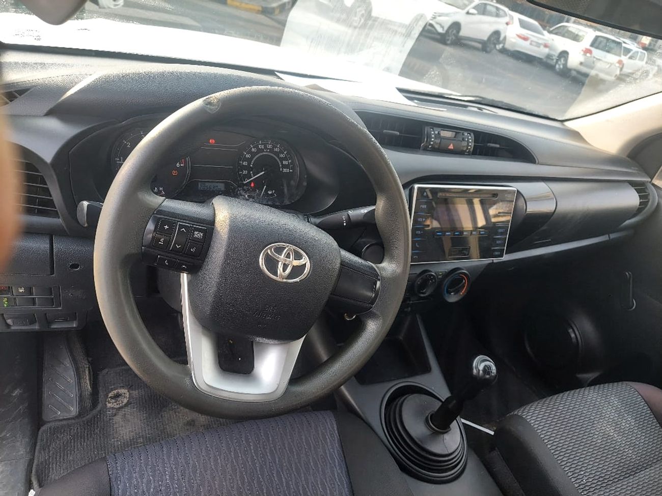 Toyota Hilux DC 2.4L 4WD DIESEL MANUAL TRANSMISSION