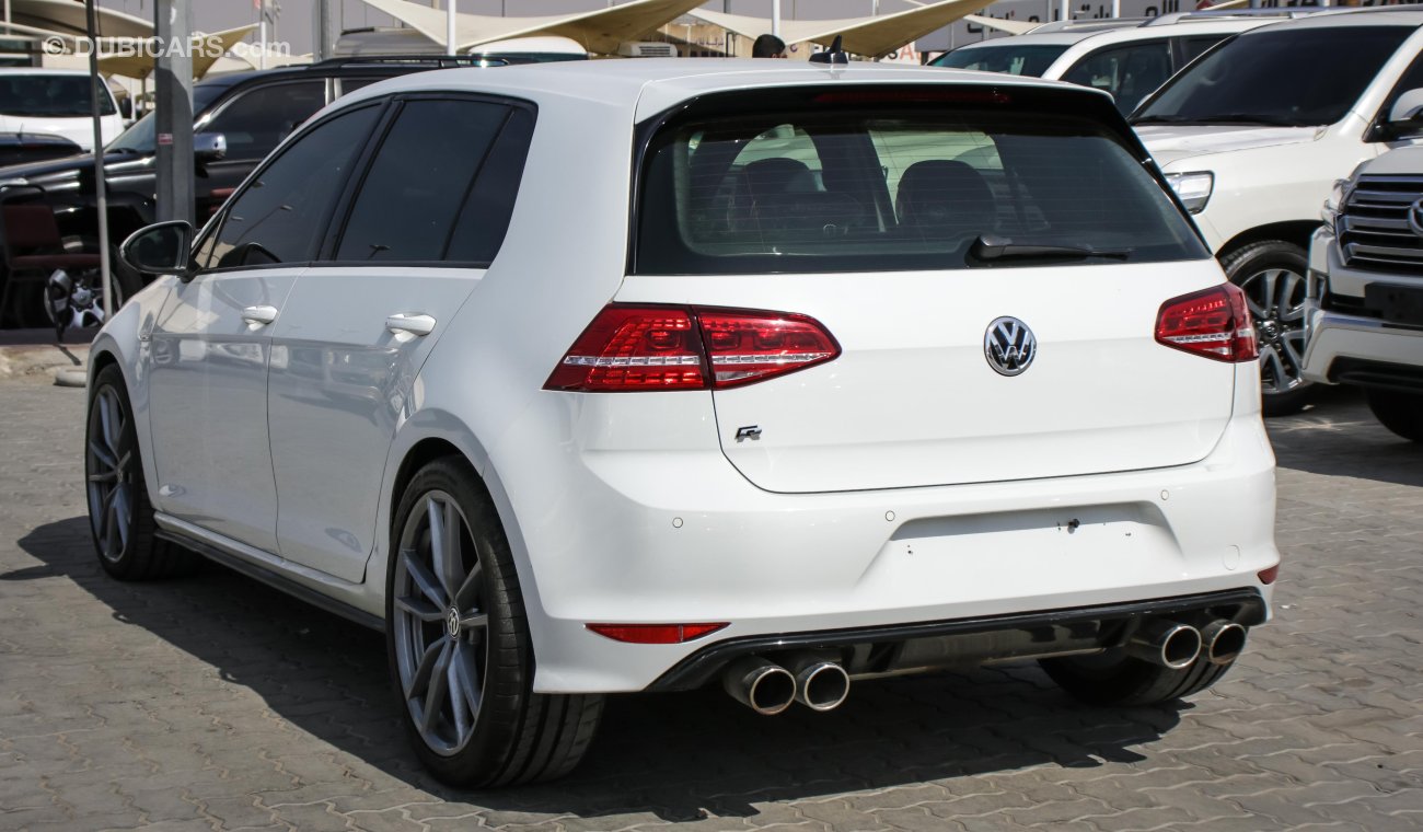 Volkswagen Golf GTI With R Kit